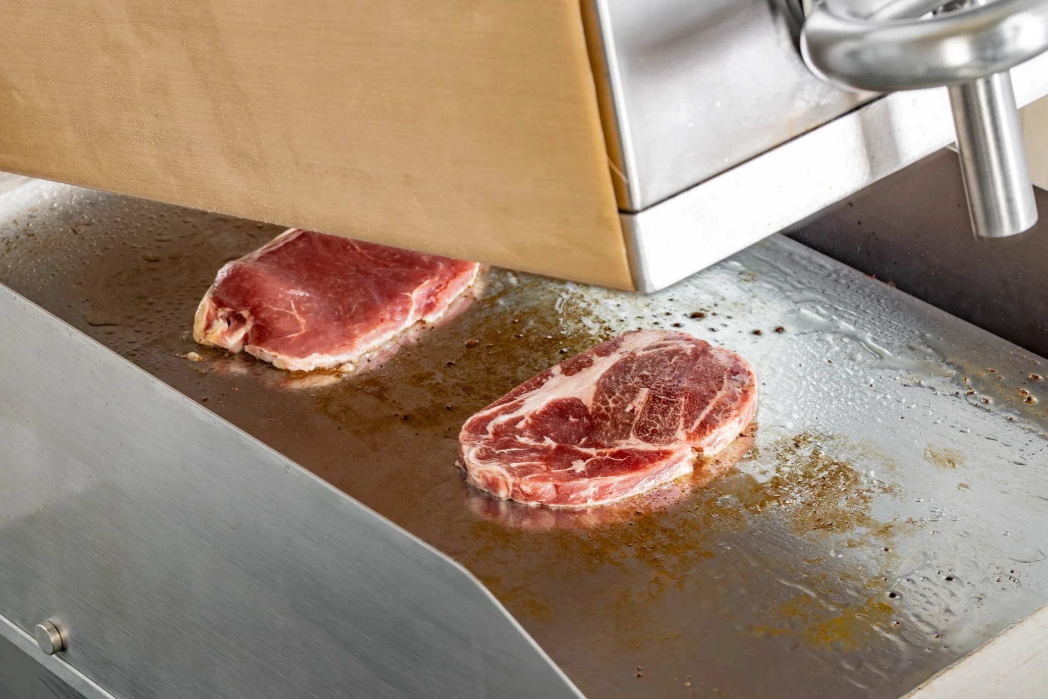 Why Your Kitchen Needs a Two-Side Grill?